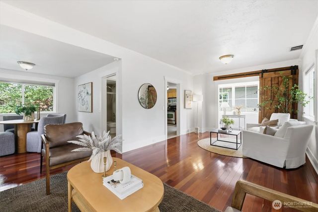 626 W Emerson Street, Seattle