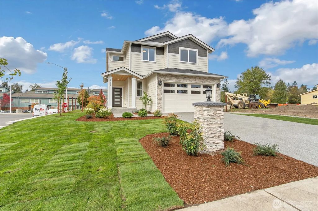 17244 74th Avenue Ct E, Puyallup