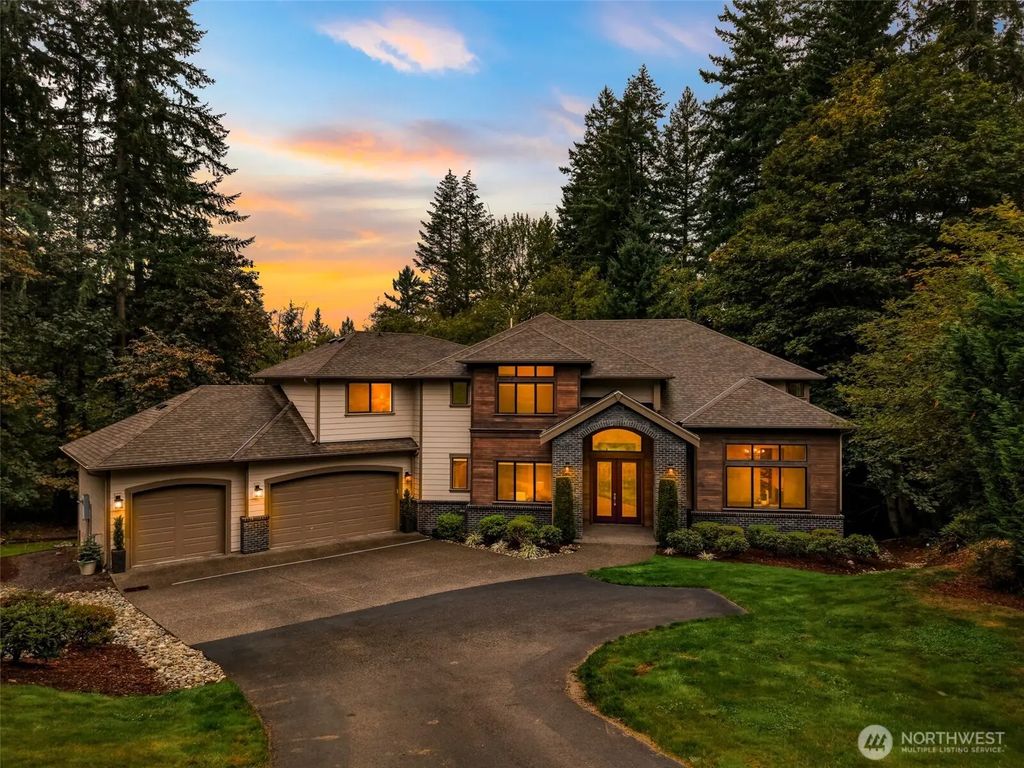 7709 216th Avenue Ne, Redmond