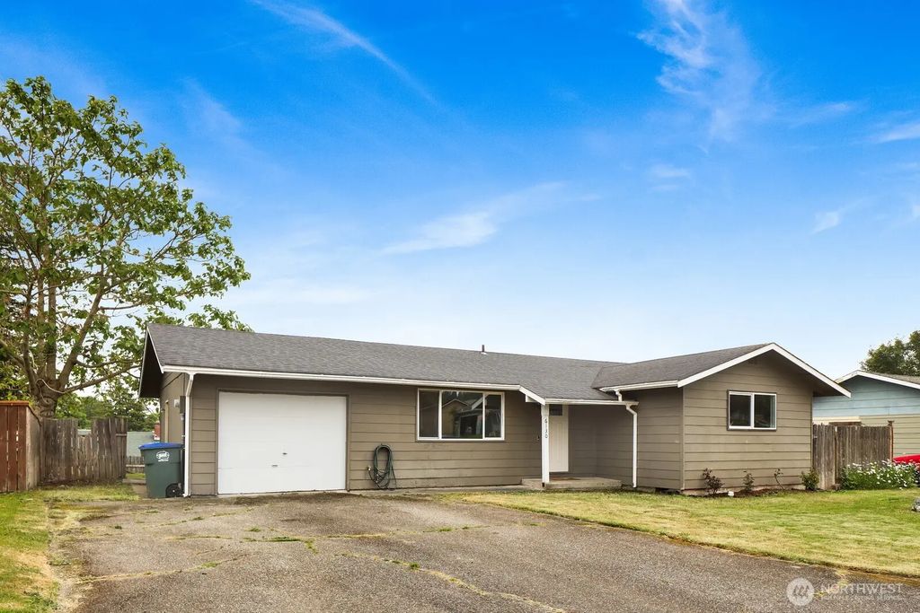 6130 Sunshine Drive, Ferndale