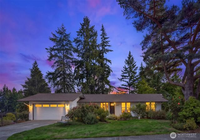940 178th Place Ne, Bellevue