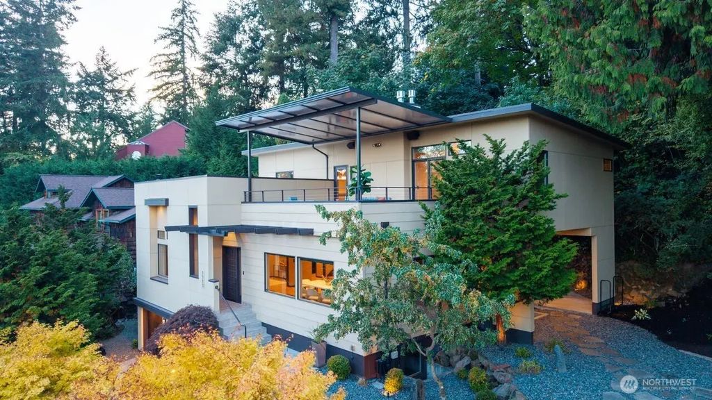 1313 4th Street, Kirkland