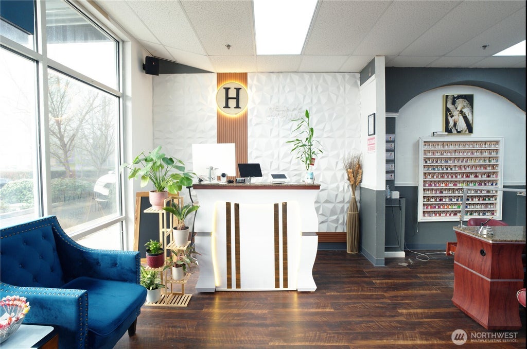 1110 College Street Se F, Lacey