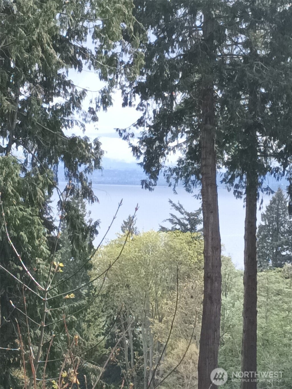 16 M Olympic Drive, Hat Island