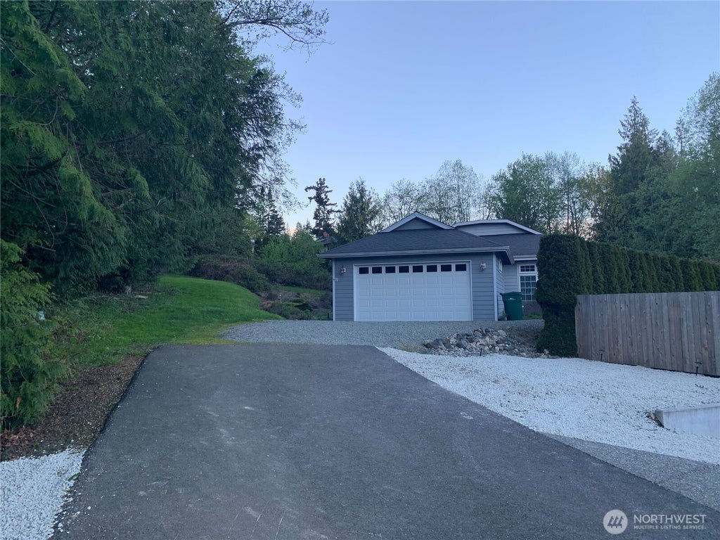 483 Wanapum Place, La Conner