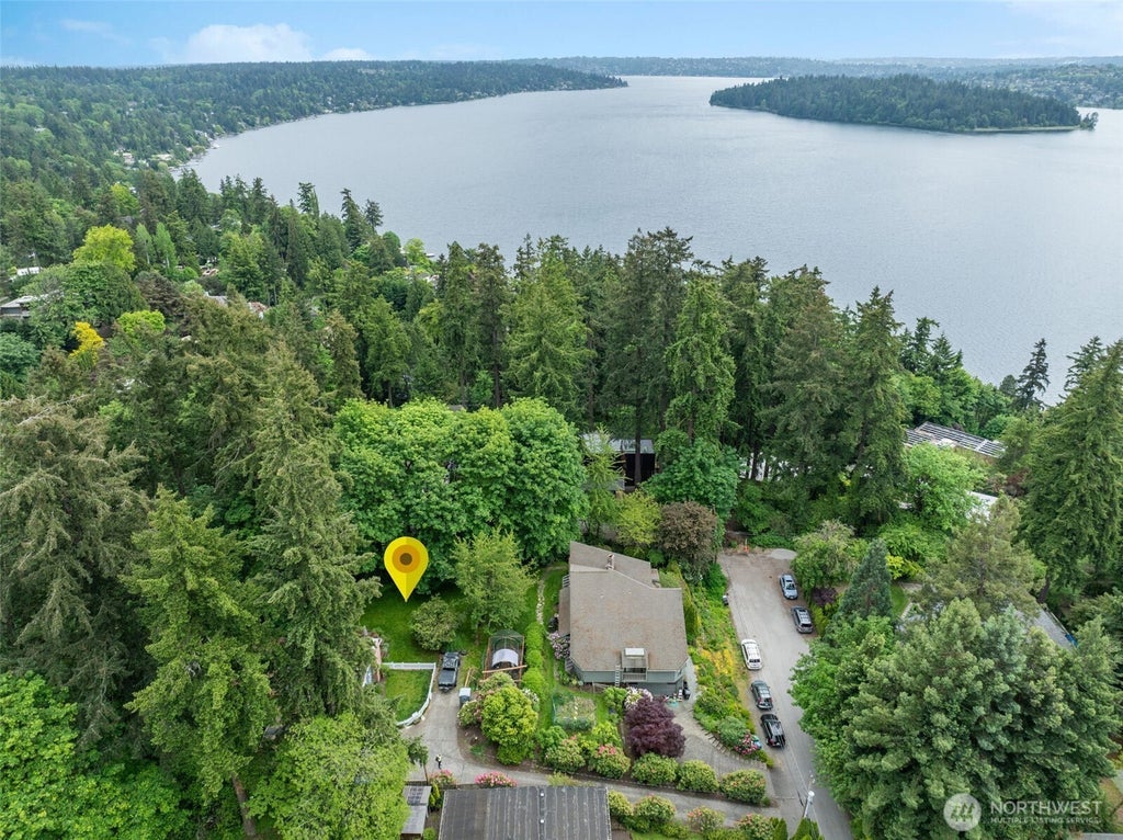 73 Xx Se 38th Street, Mercer Island