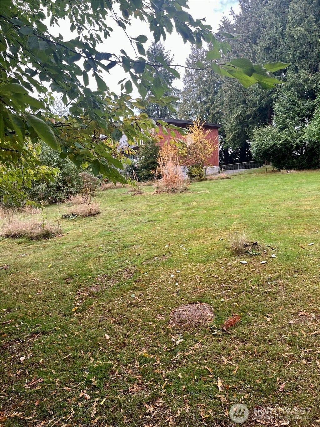 1315 N Lake Stickney Drive, Lynnwood