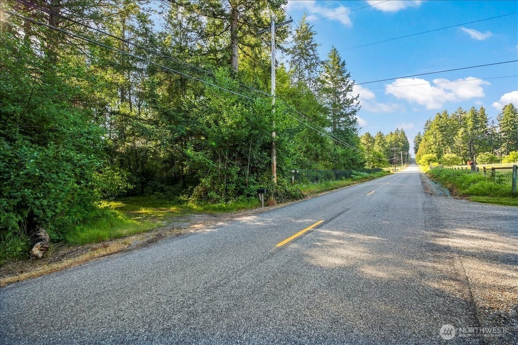 24404 122nd Avenue E, Graham