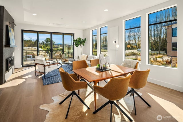 14760 Ne 143rd Street 9d, Woodinville