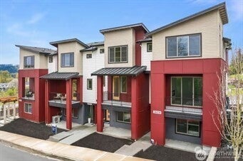 26540 Ne 143rd Circle Ne 33-c, Duvall