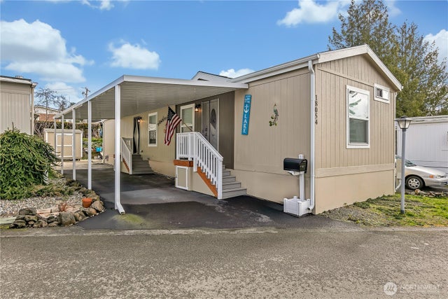 18054 36th Avenue S 386, SeaTac