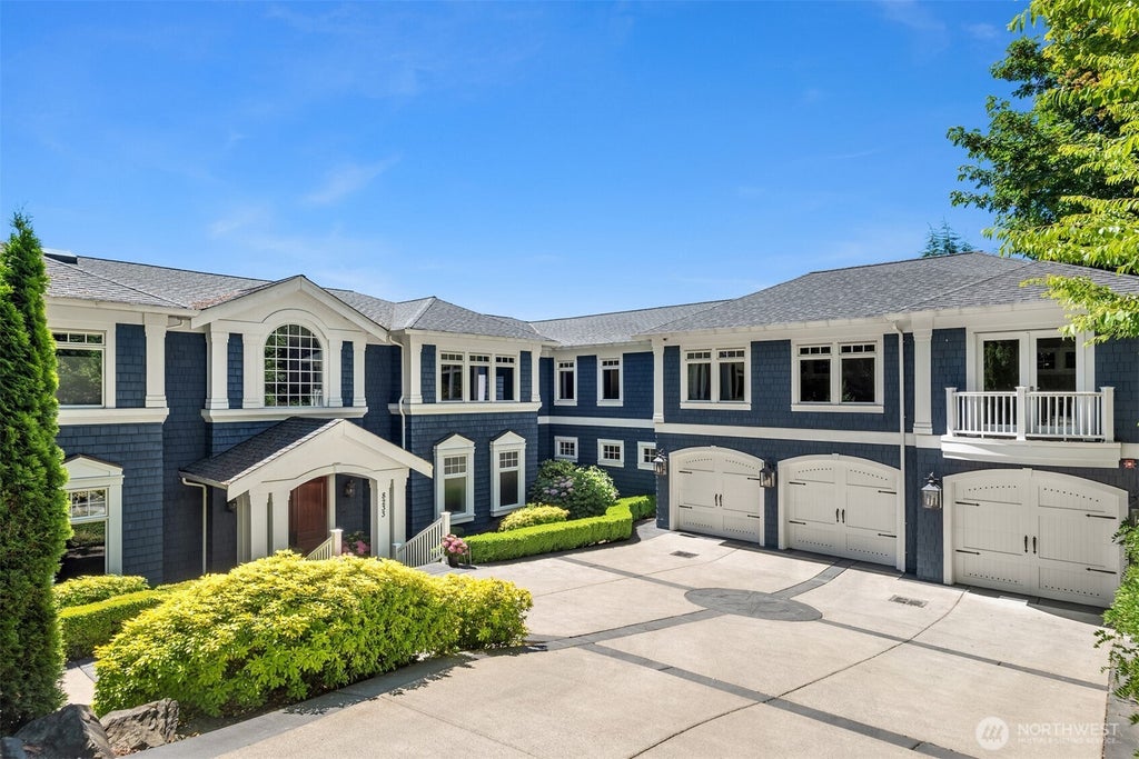 8233 W Mercer Way, Mercer Island