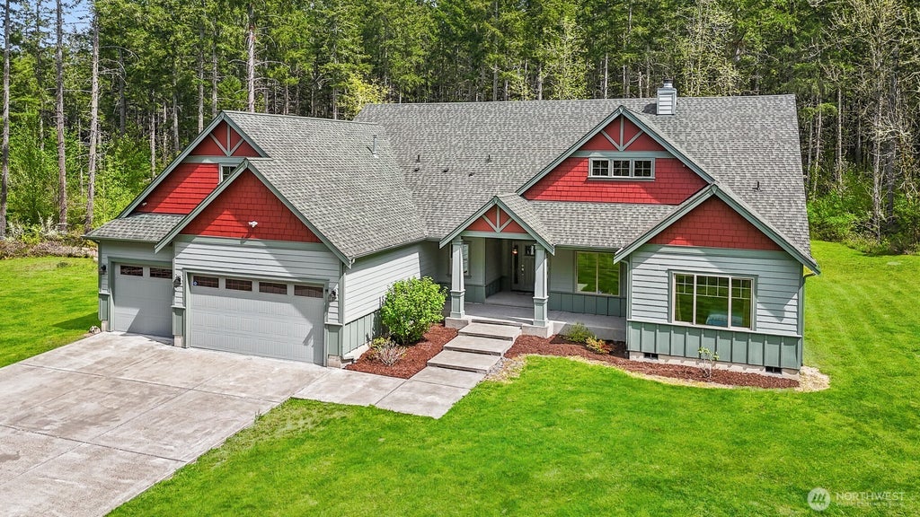 425 400th Street S, Roy