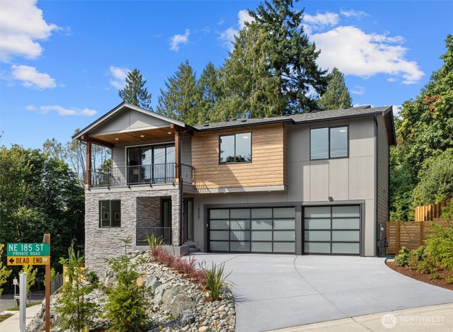 18520 83rd Avenue Ne, Kenmore