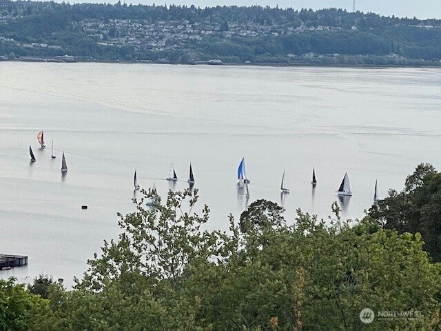 4329 Cliff Side Drive Ne, Tacoma