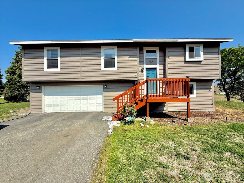 47 Kruse Street, Omak