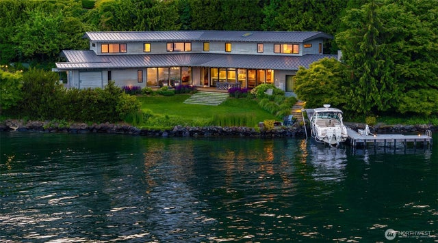 7964 E Mercer Way, Mercer Island