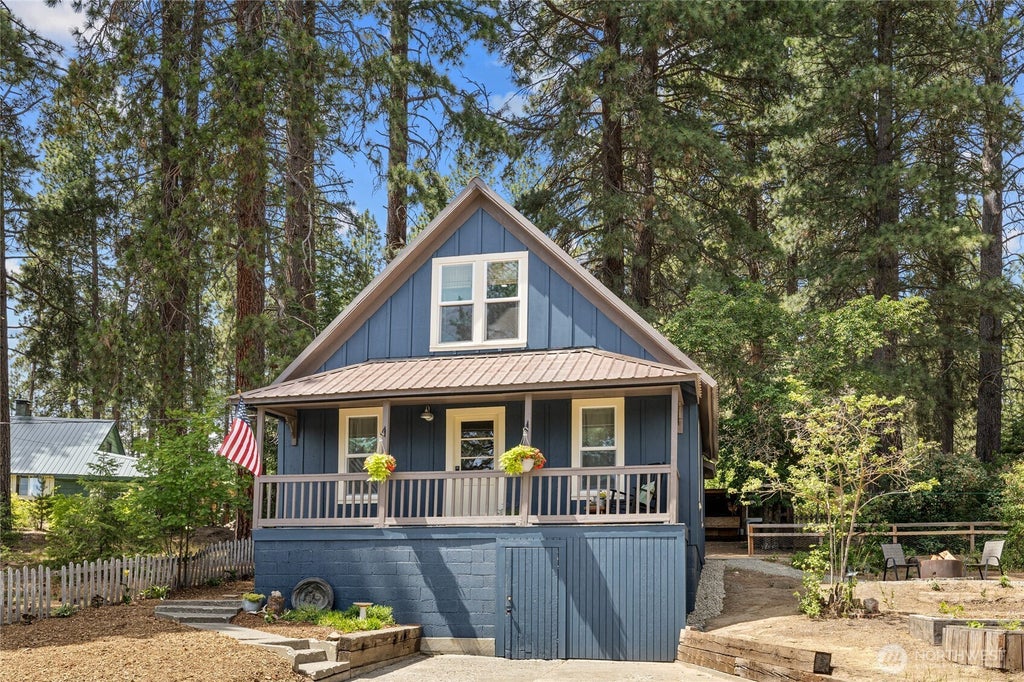 408 W Alaska Ave Alley, Roslyn