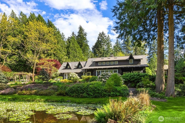 9631 Summer Hill Lane Ne, Bainbridge Island