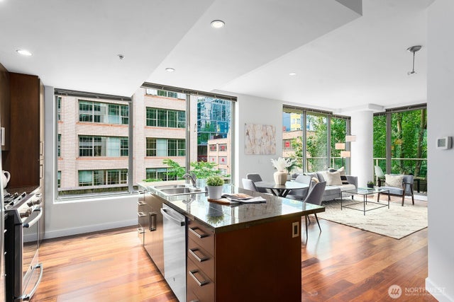 910 Lenora Street S403, Seattle