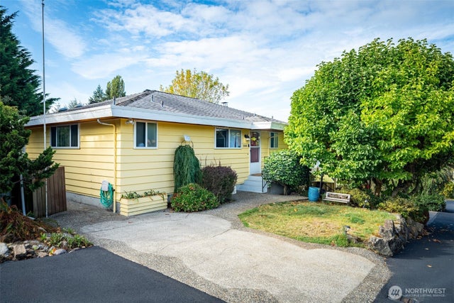 2005 Sw 117th Place, Burien