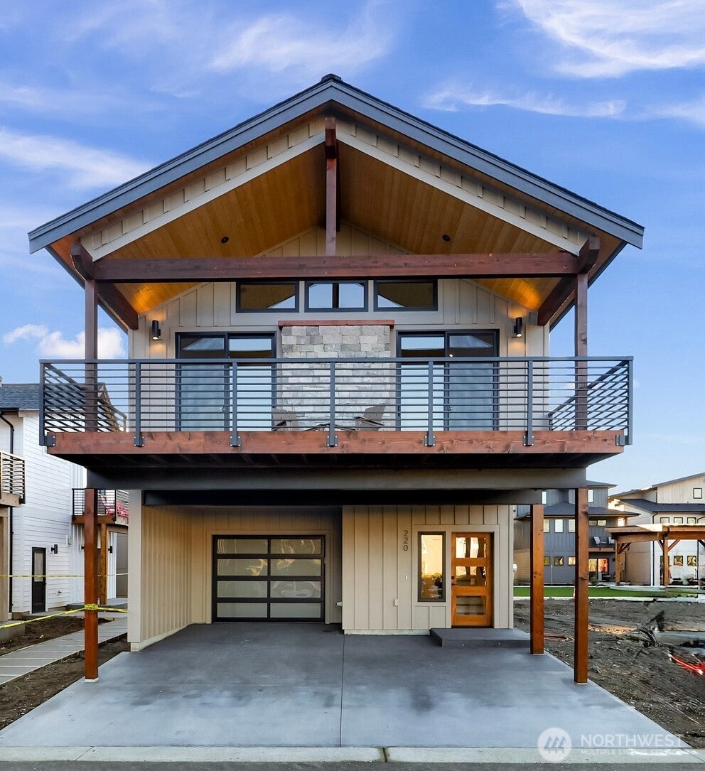 220 Skipping Stone Loop, Lynden