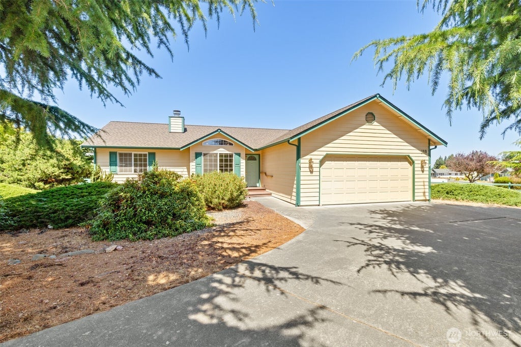109 N Honeycomb Circle, Sequim