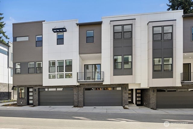 18814 99th Court Ne B, Bothell