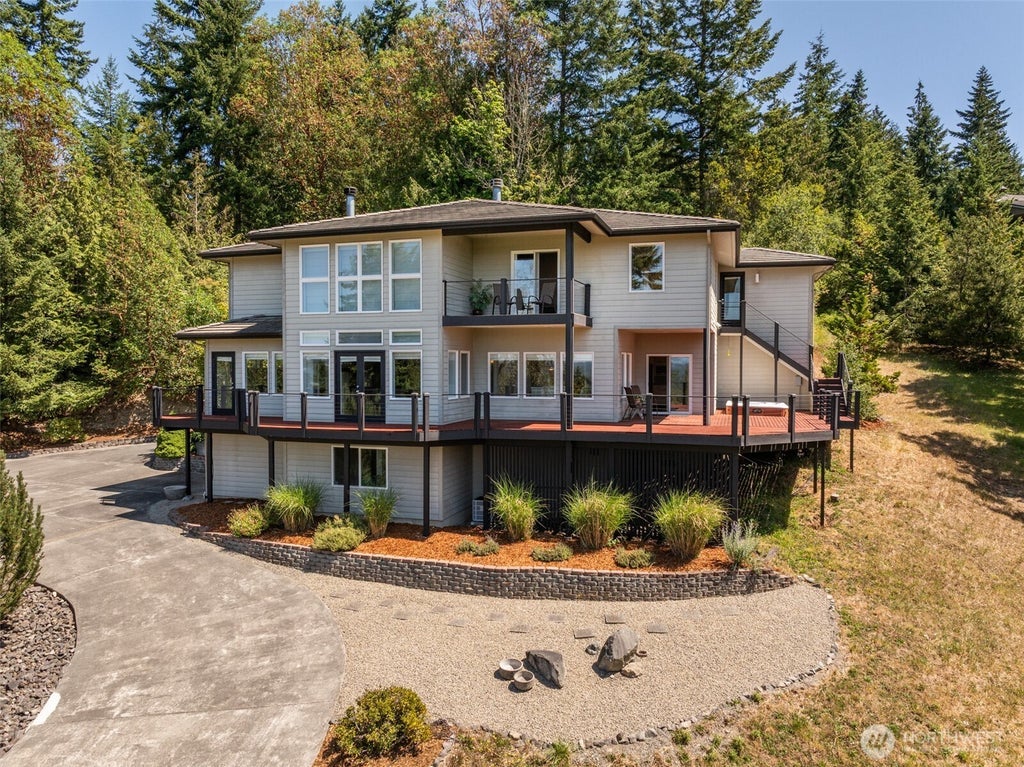 1185 Fox Hollow Road, Sequim