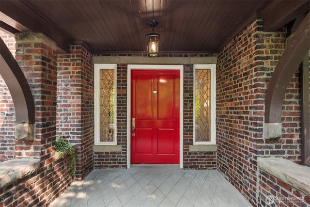 718 E Aloha Street 10, Seattle