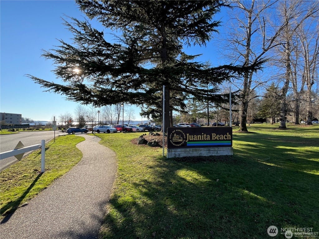 11909 93rd Lane Ne 203, Kirkland