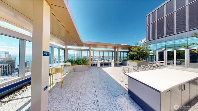 800 Columbia Street 702, Seattle