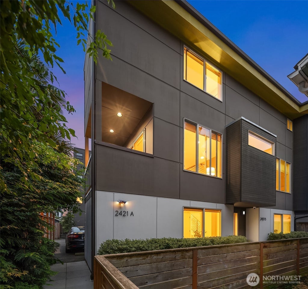 2421 Nw 61st Street A, Seattle