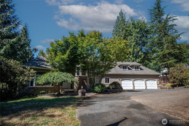 18109 236th Avenue Ne, Woodinville