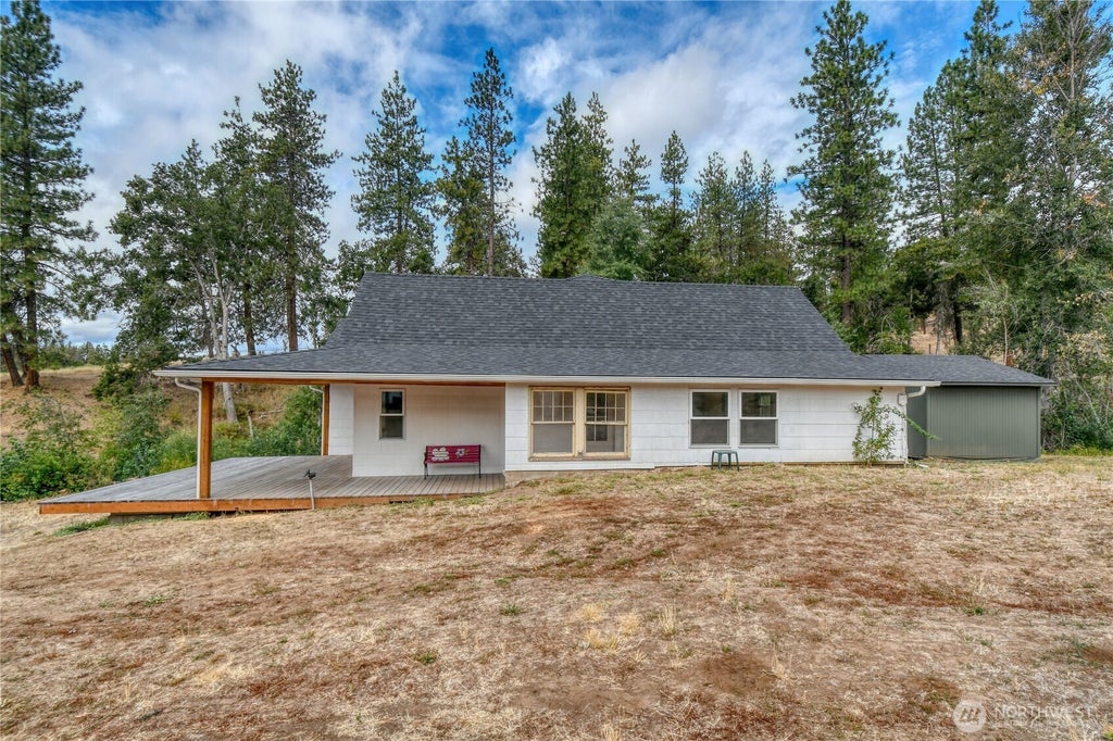 932 Zelinski, Goldendale