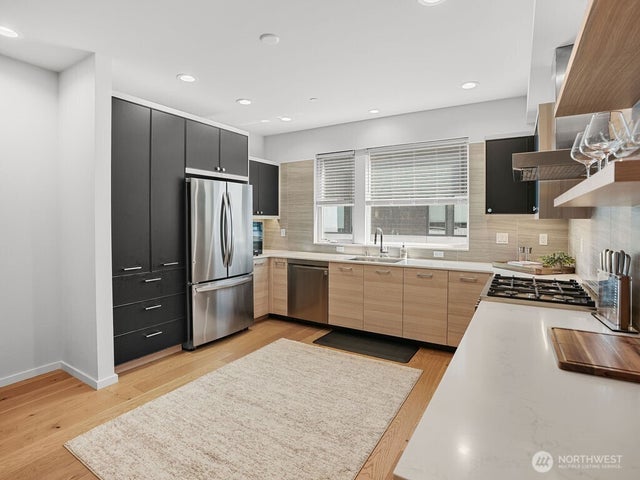 17338 Bothell Way Ne E, Bothell