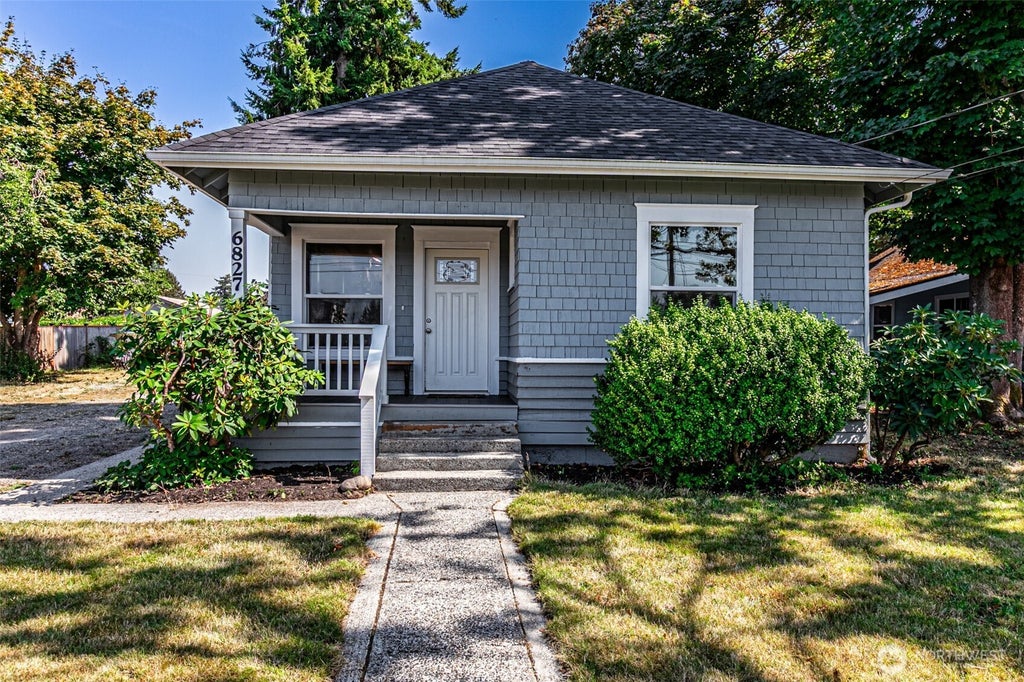 6827 S Thompson Avenue, Tacoma