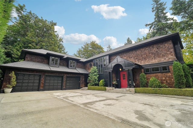 16912 Se Licorice Way, Newcastle