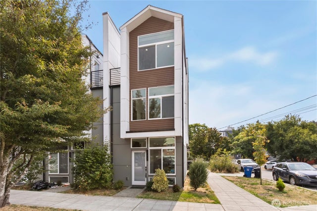 947 Nw 56th Street, Seattle