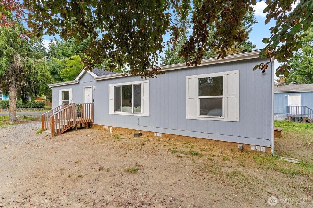 15823 83rd Ave E, Puyallup