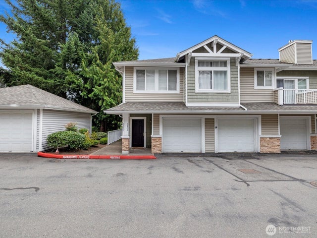 5256 236 Place Se 24-3, Issaquah