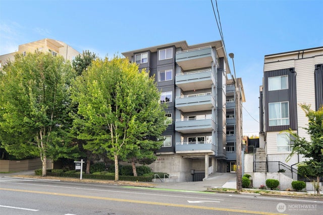 3112 Sw Avalon Way 302, Seattle