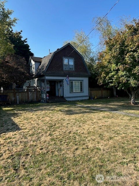 728 5th Avenue Sw, Puyallup