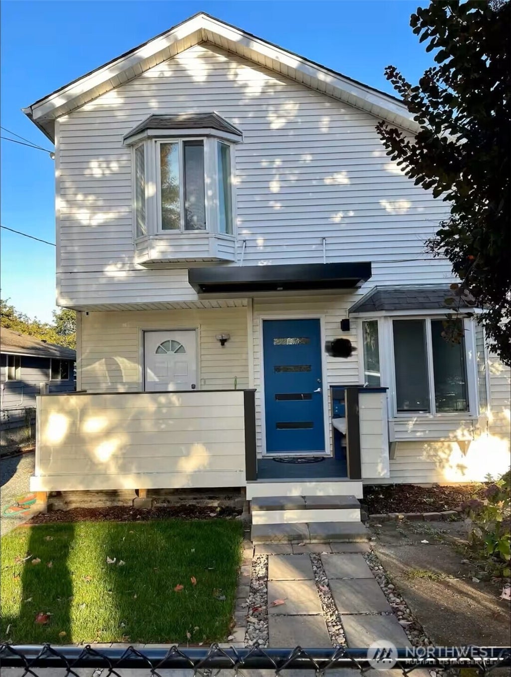 9240 39th Avenue S, Seattle