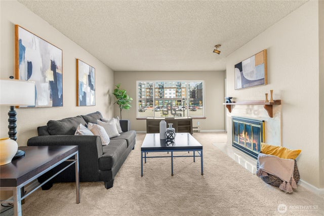 1175 Harrington Place Ne 205, Renton