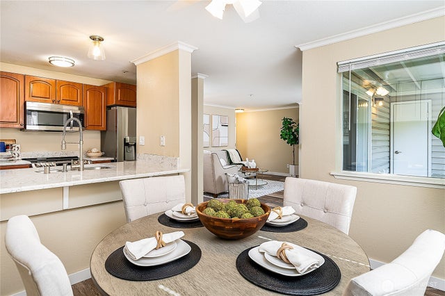 19230 Forest Park Drive Ne J131, Lake Forest Park