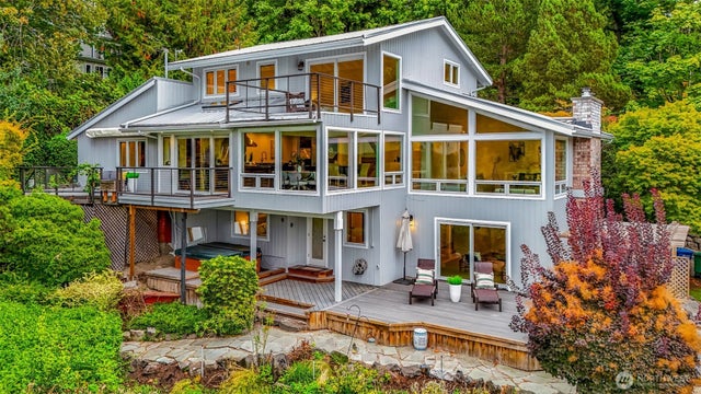 8449 W Mercer Way, Mercer Island