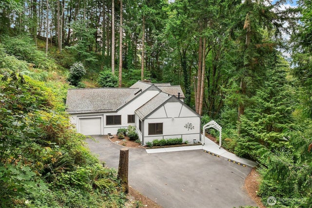 22651 Se 56th Street, Issaquah