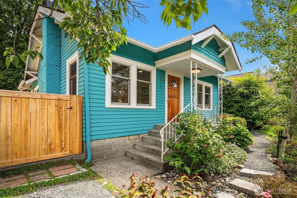 9116 23rd Avenue Ne, Seattle