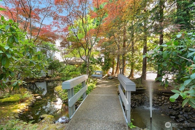 7930 Se 34th Street 513, Mercer Island